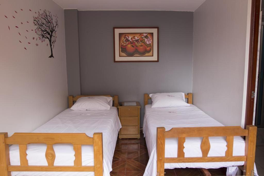 Hostal Las Fresas Lima Airport Callao Exterior foto