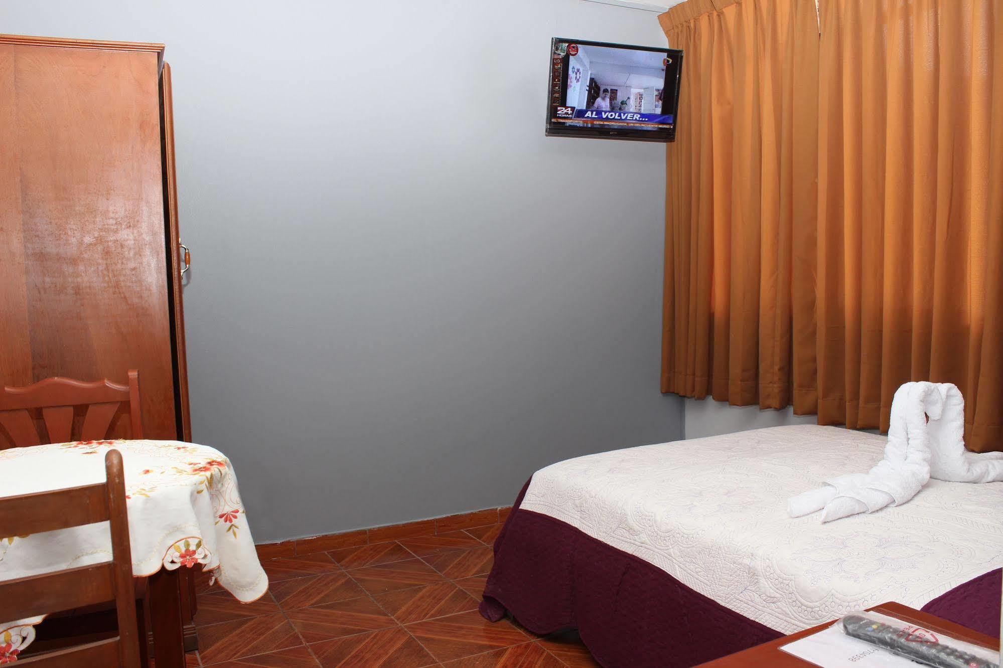 Hostal Las Fresas Lima Airport Callao Exterior foto