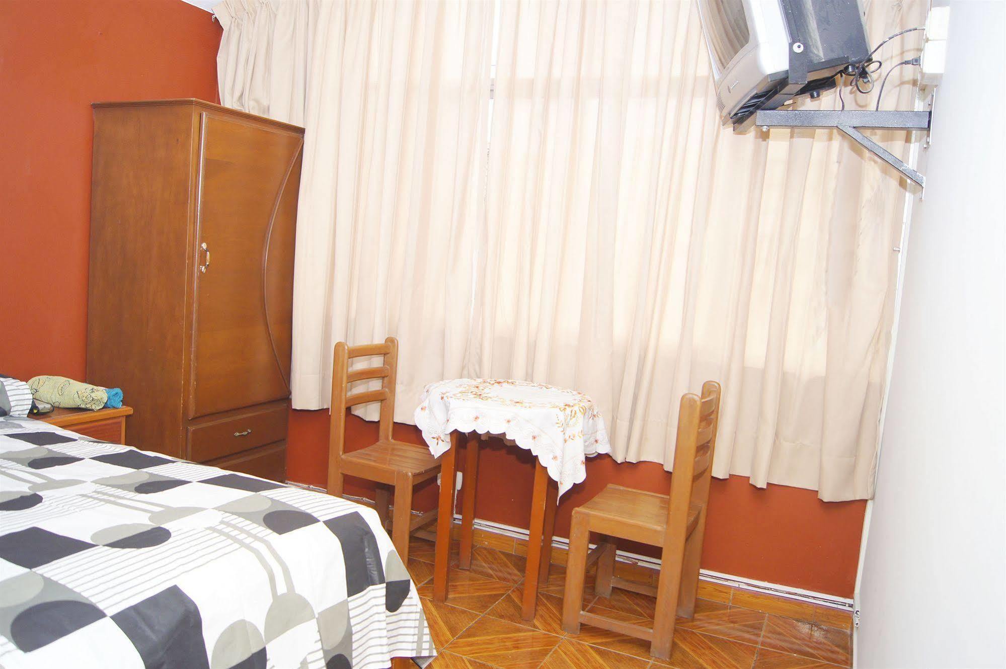 Hostal Las Fresas Lima Airport Callao Exterior foto
